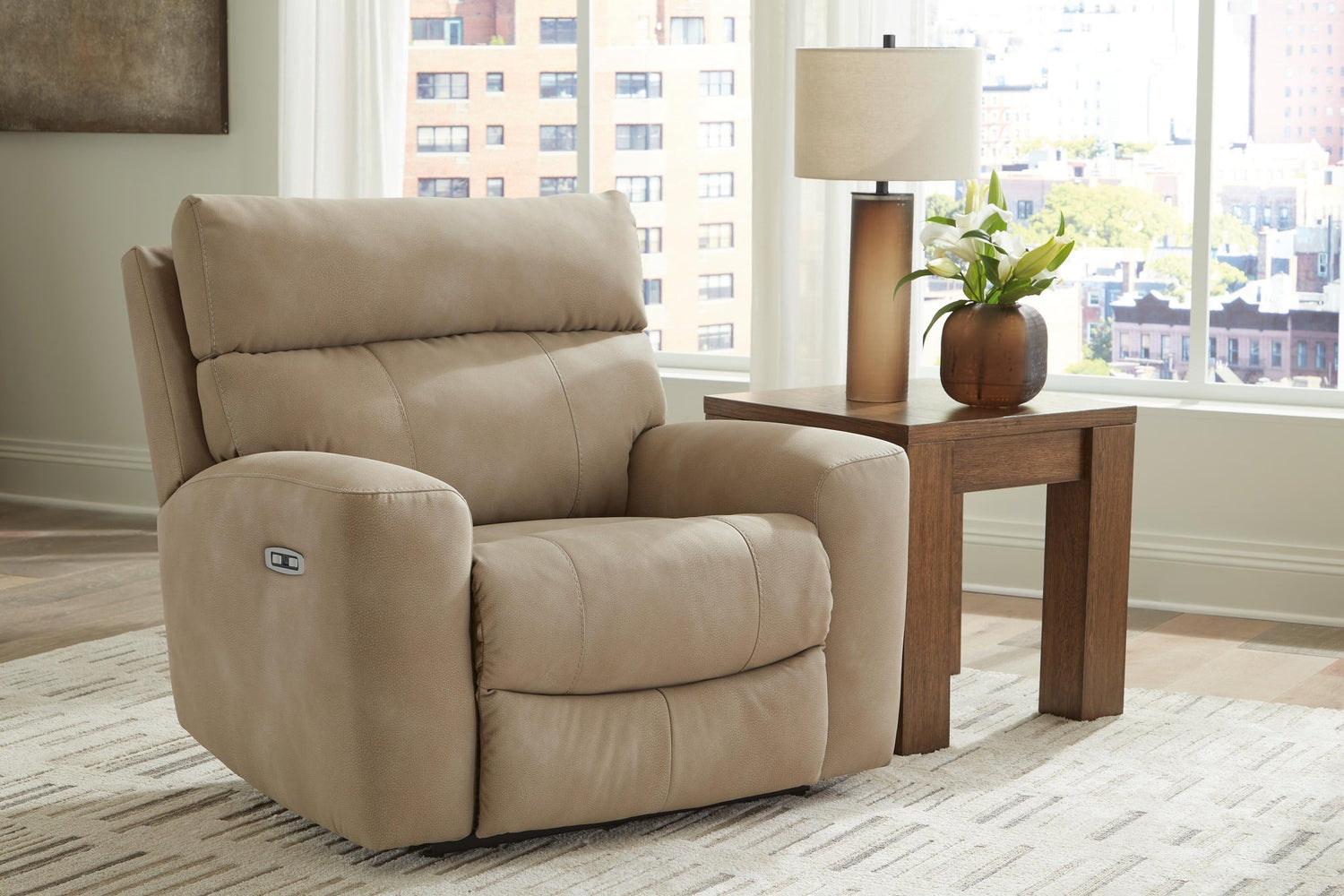 Living Room > Chairs