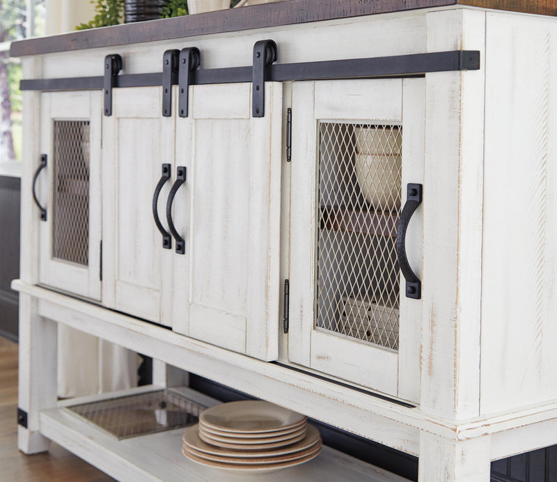 Valebeck Dining Room Server