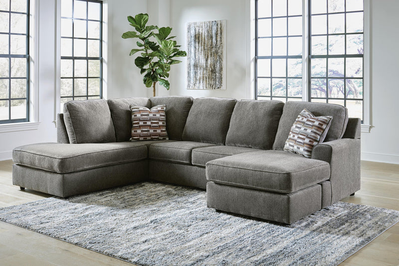 O'Phannon 2-Piece Sectional with Chaise