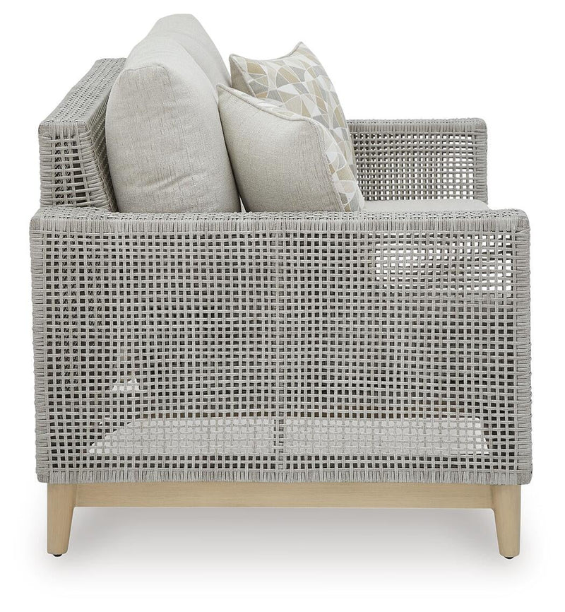 Seton Creek Loveseat w/Cushion