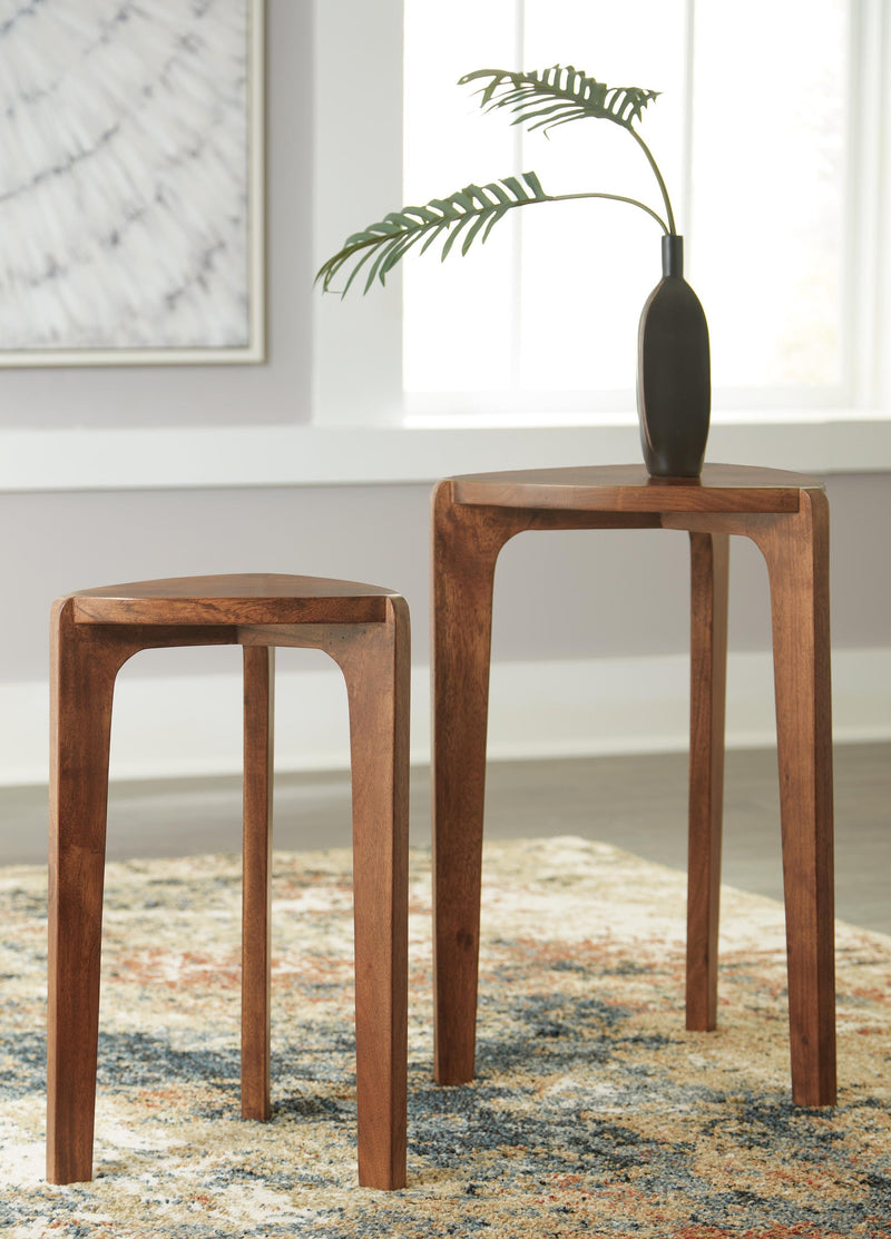 Ashley Express - Brynnleigh Accent Table Set (2/CN)