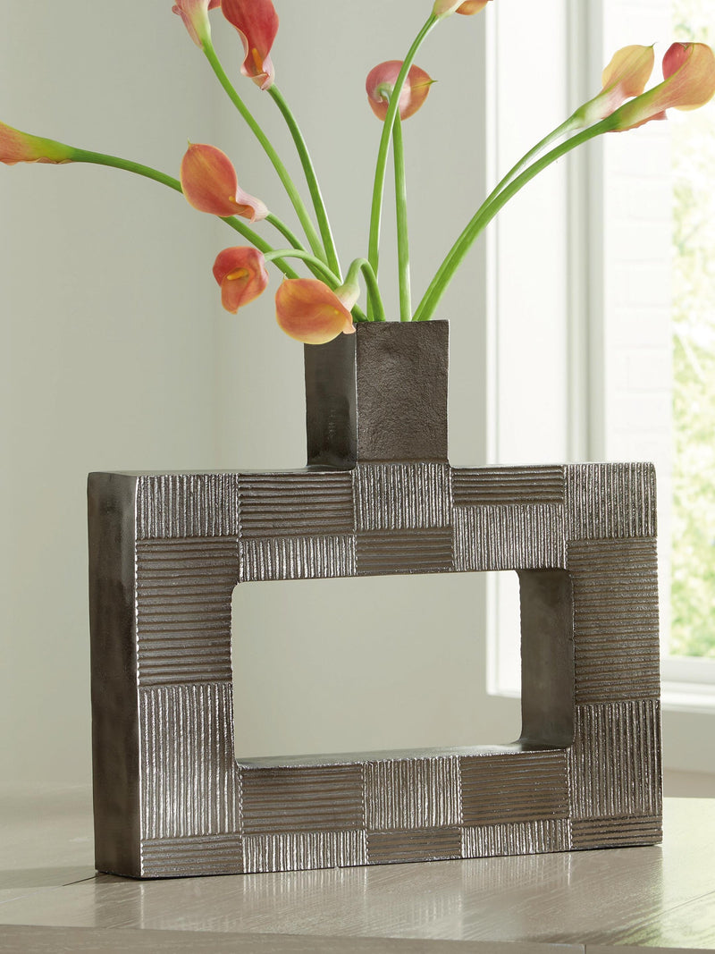 Ashley Express - Wrengrove Vase