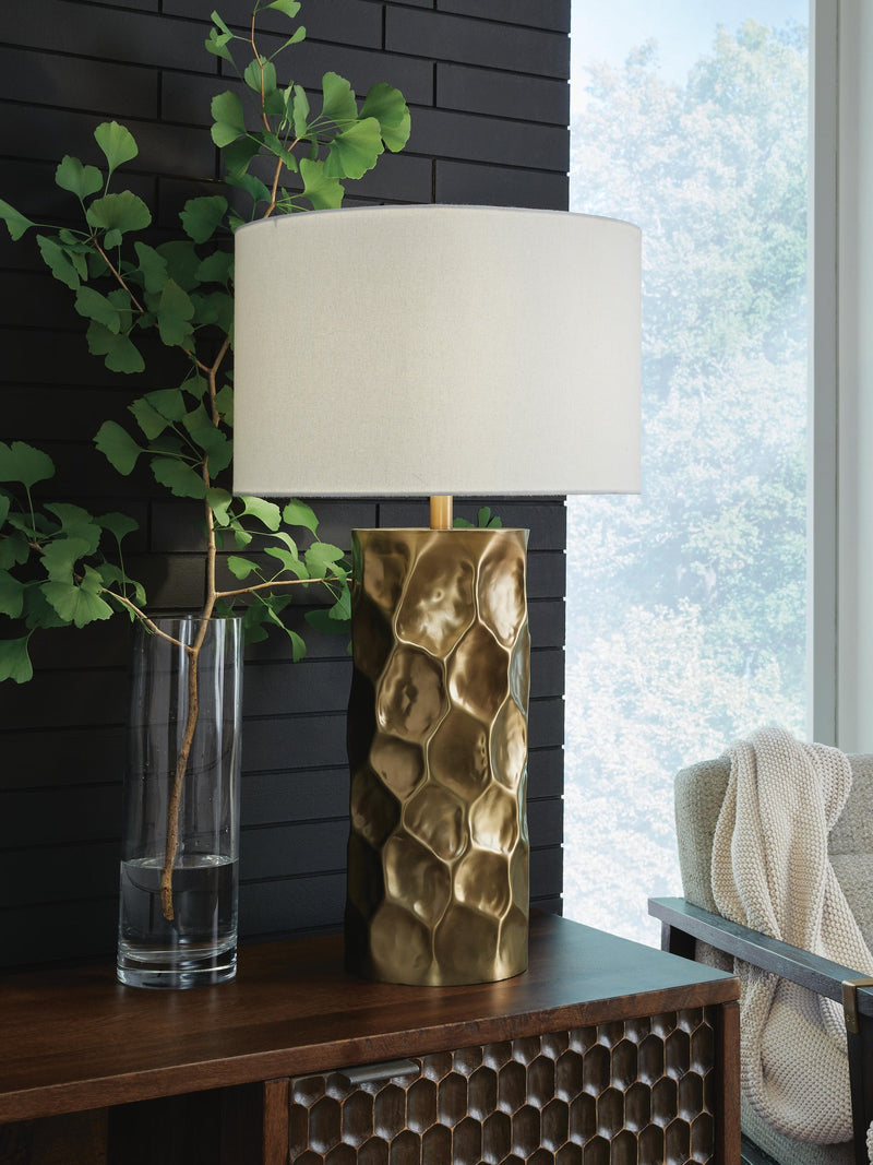 Ashley Express - Marshawn Metal Table Lamp (1/CN)