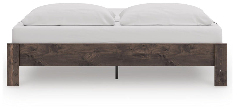 Ashley Express - Calverson King Platform Bed