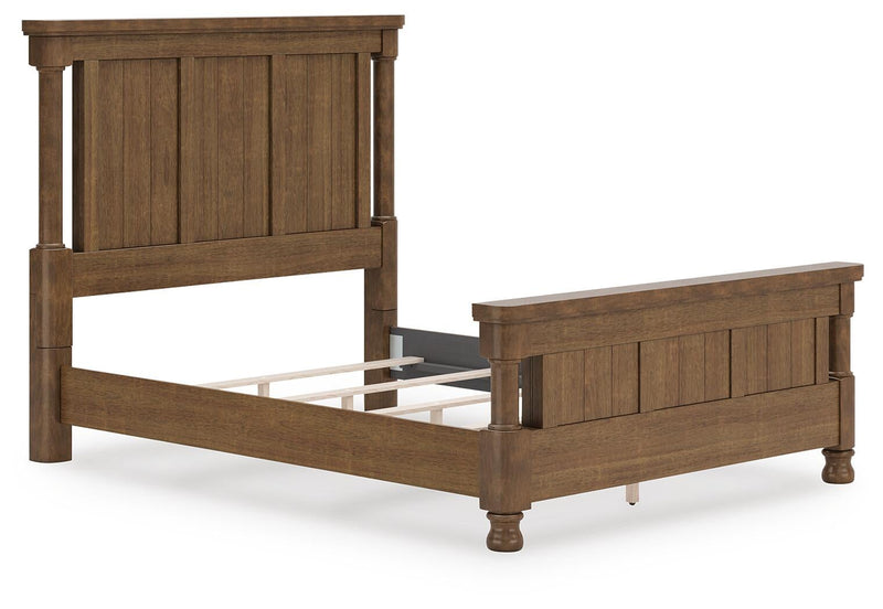 Rowlenstown Queen Poster Bed
