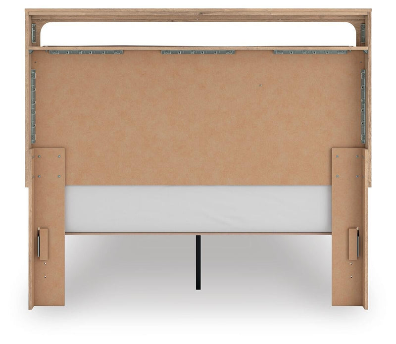 Kinlanni Queen Upholstered Platform Bed