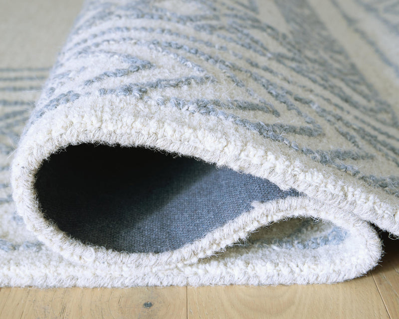 R407851