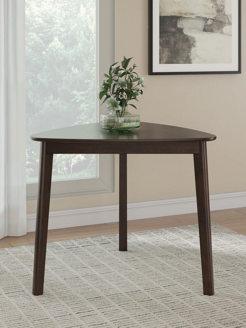 Ashley Express - Shorbyn Triangle Dining Room Table