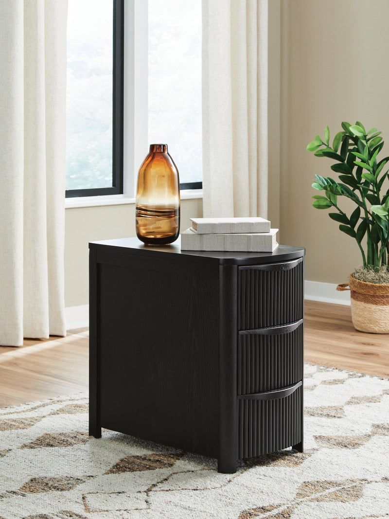 Ashley Express - Camdill Chair Side End Table