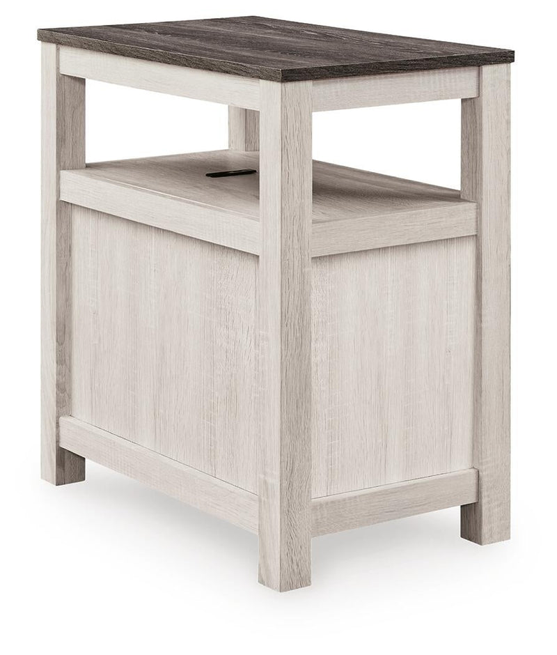 Ashley Express - Fendenmore Chair Side End Table