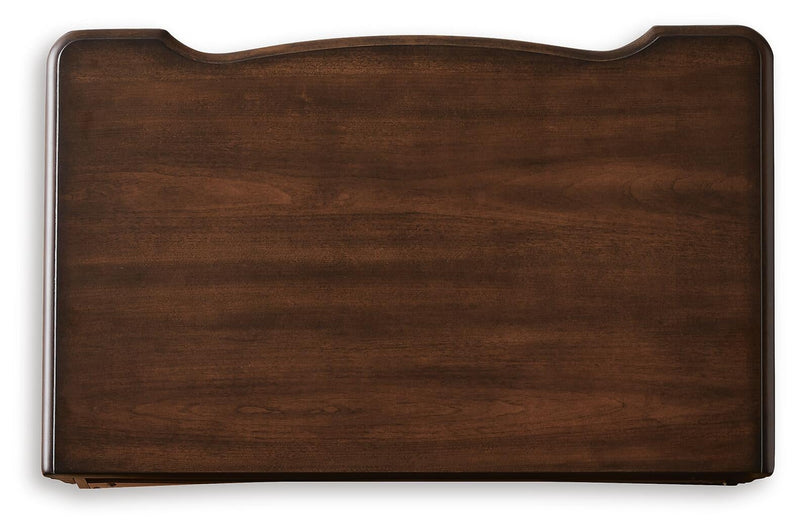 Lavinton California King Poster Bed, Dresser, Mirror, Chest and Nightstand