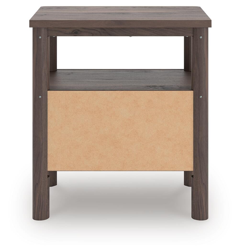 Pamytta Queen Panel Bed, Dresser, Mirror, Chest and Nightstand