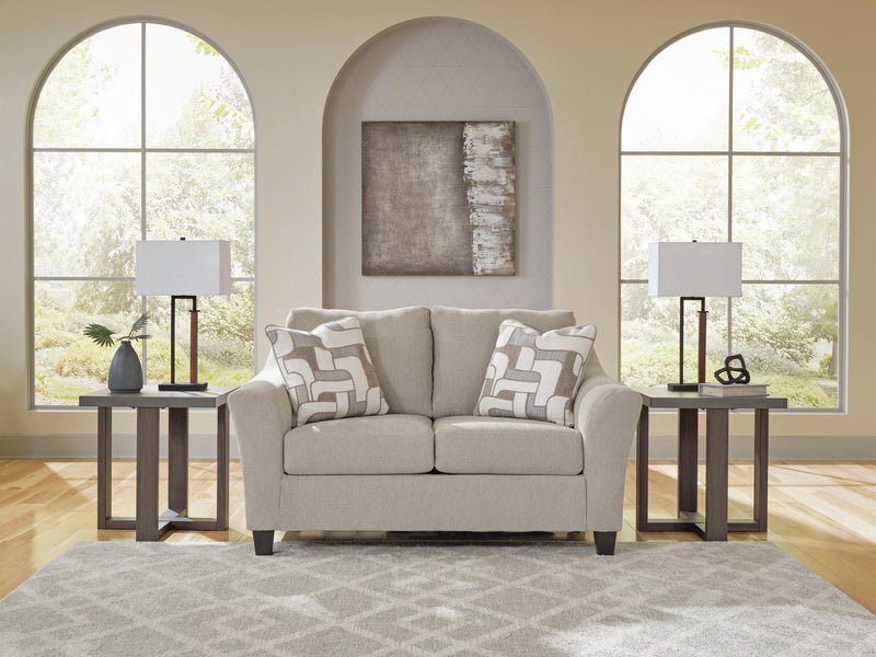 Willarae Loveseat