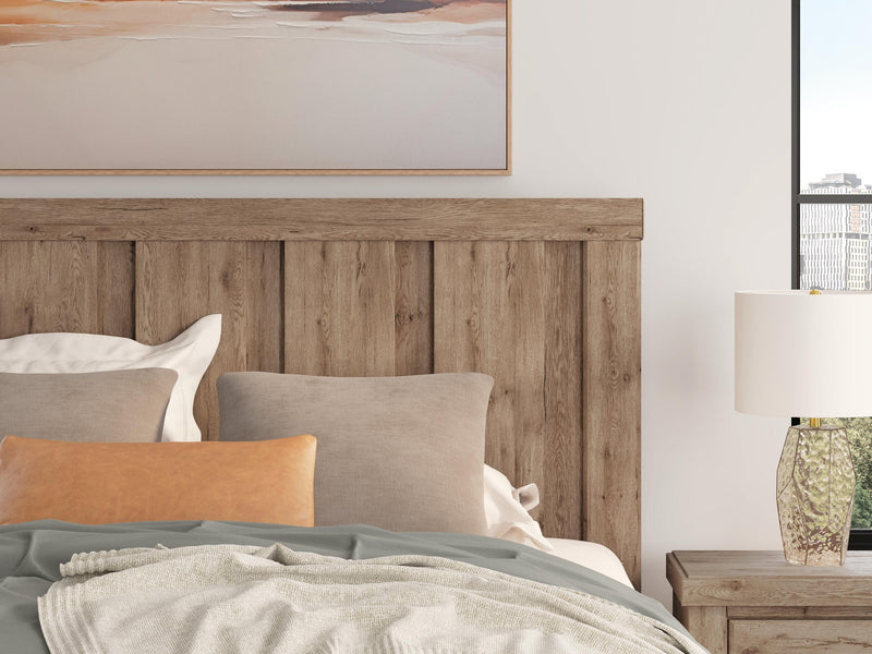 Garistyn King Panel Bed, Dresser, Mirror, Chest and Nightstand