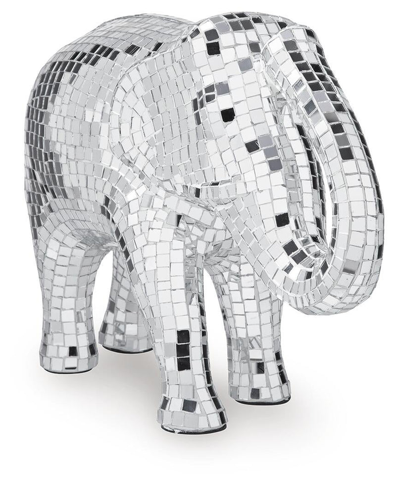 Ashley Express - Hallmont Sculpture