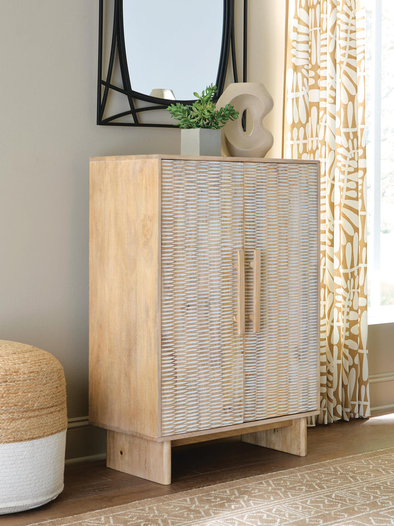 Ashley Express - Dallinbury Accent Cabinet