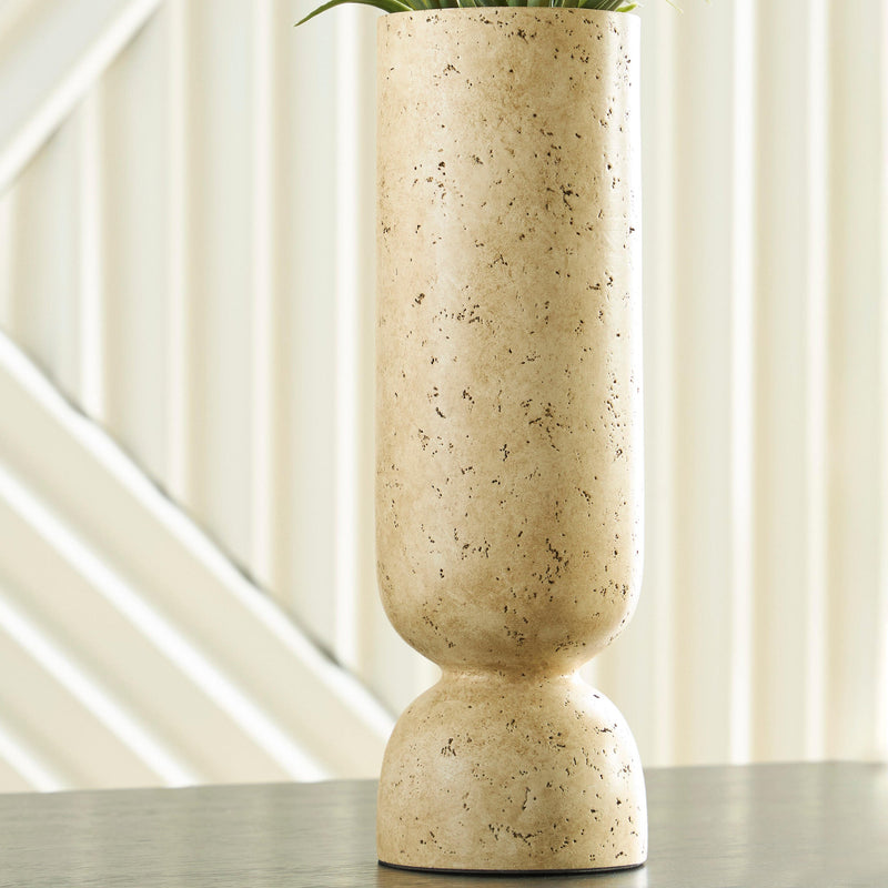 Ashley Express - Bryons Vase
